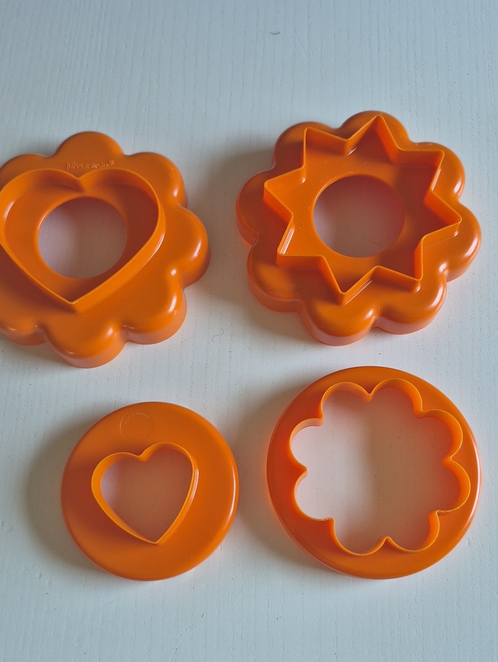 Tupperware Flower and Heart Cookie Cutters Set